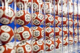 300 Danaca sat i po bili milijarderi