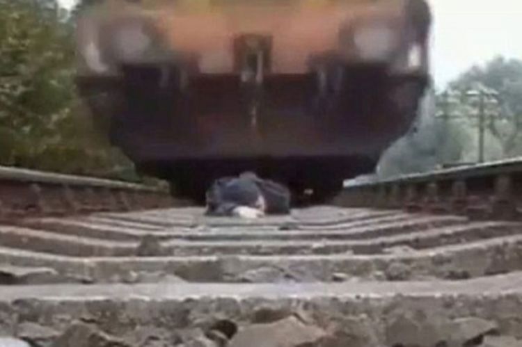 Voz pregazio dvadesetogodišnjeg mladića