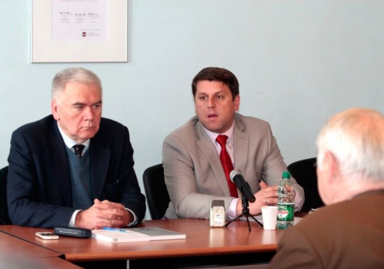 Duraković: Bošnjaci koji izađu na izbore u Srebrenici učestvuju u negiranju genocida