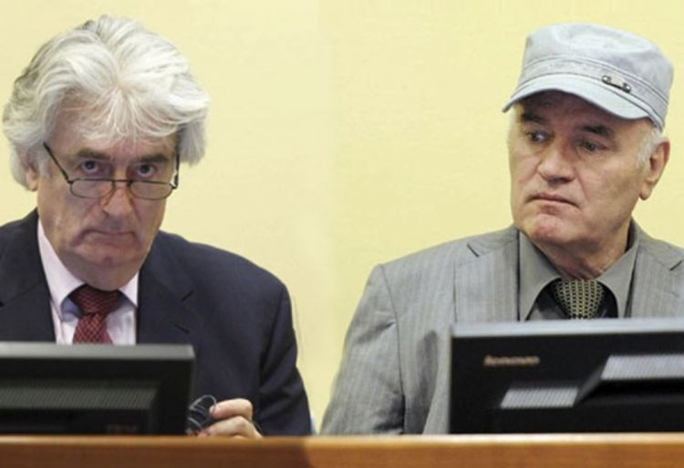 Advokati: Karadžić ispitivanjem svjedoka pomogao Mladiću