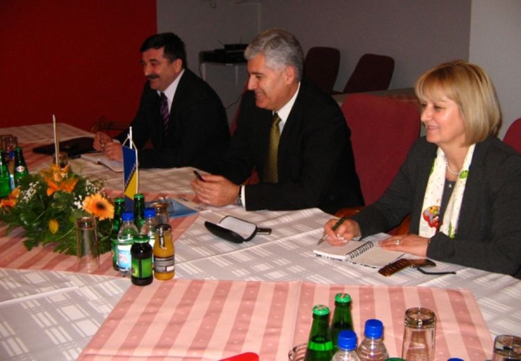 Čović i Tihić optimisti pred sastanak lidera u Banjaluci