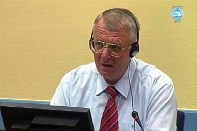 SRS: Šešelj ponovo operisan, ali se i dalje oseća loše