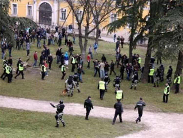 Širi se međuetničko nasilje u Makedoniji