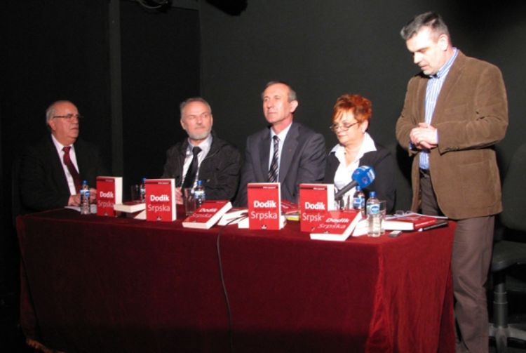 Promovisana knjiga "Dodik čuvar Srpske" na engleskom jeziku