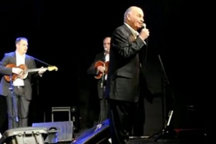 Zvonko Bogdan zaplakao u Tuzli (VIDEO)