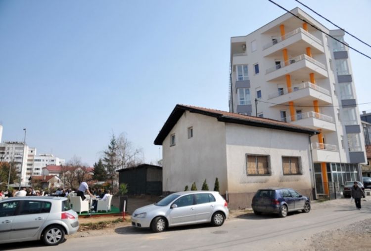Decenijska borba za kuću i zemljište