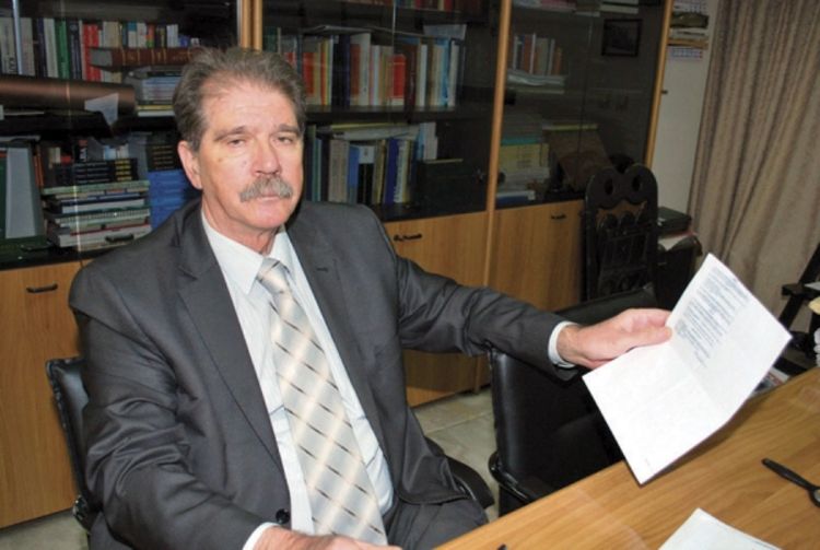 Advokat tvrdi da posjeduje originalni sporazum Karadžić - Holbruk