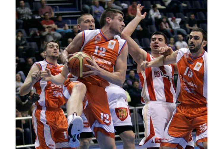 Zvezda sigurna na startu Superlige Srbije