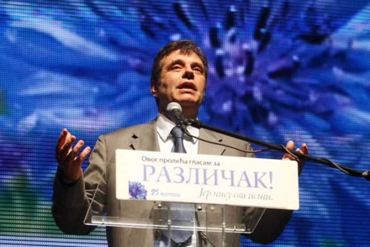 Koštunica: Srbija i Republika Srpska da ne ulaze u NATO