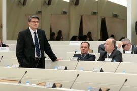 Poslanici osudili Mehmedovićevu inicijativu za smanjenje plata