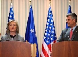 Klinton: SAD podržavaju dijalog Beograda i Prištine
