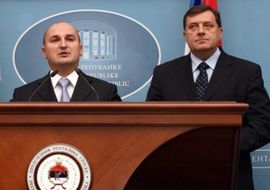 Dodik i Džombić čestitali Uskrs