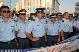 Grčki policajci na iznajmljivanje za 30 evra na sat