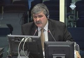 Mašović na suđenju Karadžiću: Iz Srebrenice nestalo 8.262 Bošnjaka
