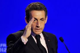 Sarkozi htio da proda nuklearni reaktor Gadafiju