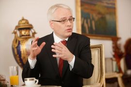 Josipović na Vaskrs u Mostaru