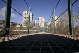 Komšije Srbi, Albanci i Bošnjaci u sjevernoj Mitrovici: Nikad nismo ...