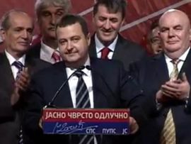 Pogledajte kako Dačić priča viceve
