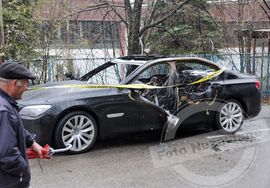 Nezavisne na licu mjesta: Izgorio blindirani BMW 7