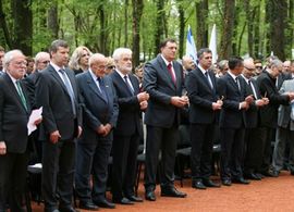 Dodik : Srpska-zajednica posvećena miru