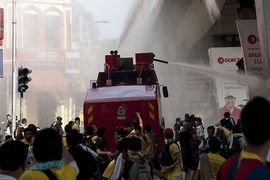 Sukobi, suzavac i hapšenja na demonstracijama u Kuala Lumpuru