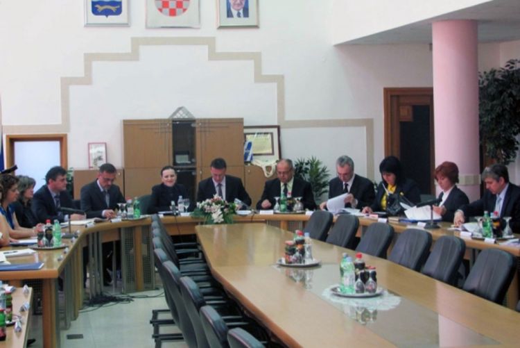 Rafinerija Brod do 2015. ispuniće sve standarde