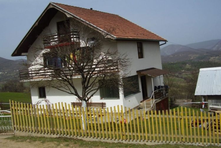 Zbog neuzvraćene ljubavi Miloš Salamadija ranio petoro i ubio se