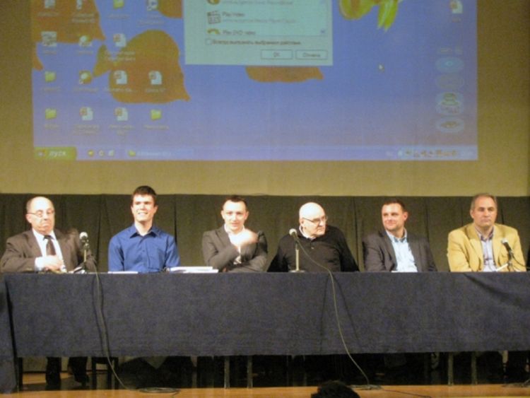 Okrugli sto: Srebrenica igra ulogu političkog instrumenta