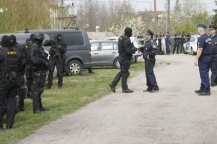 Drama kod Budimpešte: Mačetom ubio 4 člana svoje porodice, a 3 ranio