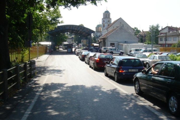Na graničnim prelazima BiH pojačan intenzitet saobraćaja