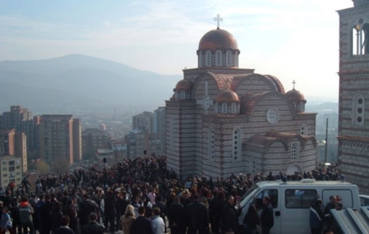 Vjernici obilježili Uskrs na Kosovu i Metohiji
