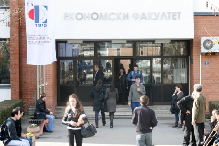 Pod lupu staviti svu profesorsku djecu