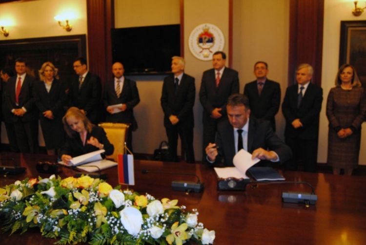 Potpisani ugovori o kreditu od 150 miliona evra za autoput