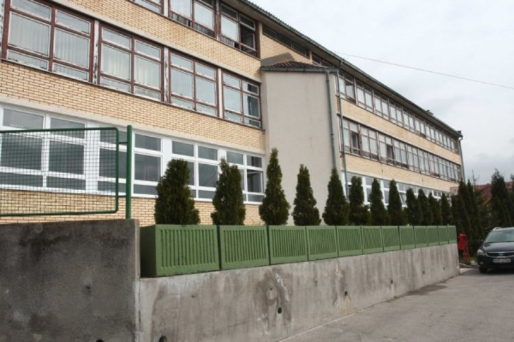 Prava povratnika ne zadovoljava 16 škola