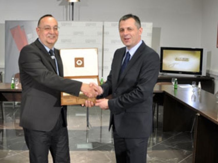 NSRS dobila povelju RTRS-a