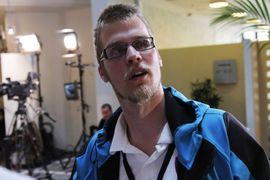 Očevici opisali kako su pomogli Brejviku da se domogne Utoje