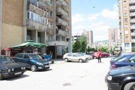 Sarajevo: Hrabri dječak štitio sestru od pljačkaša