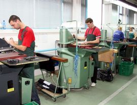 Poslodavci smanjili zarade većini zaposlenih u RS