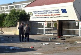 Učenica poginula, sedmoro povrijeđenih