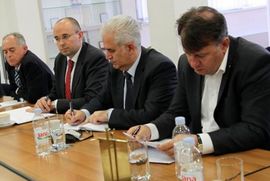 Aluminij gradi gasnu elektranu