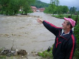 Poplave iza  sebe ostavile pustoš