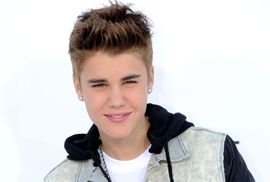 Džastin Biber napao paparaca