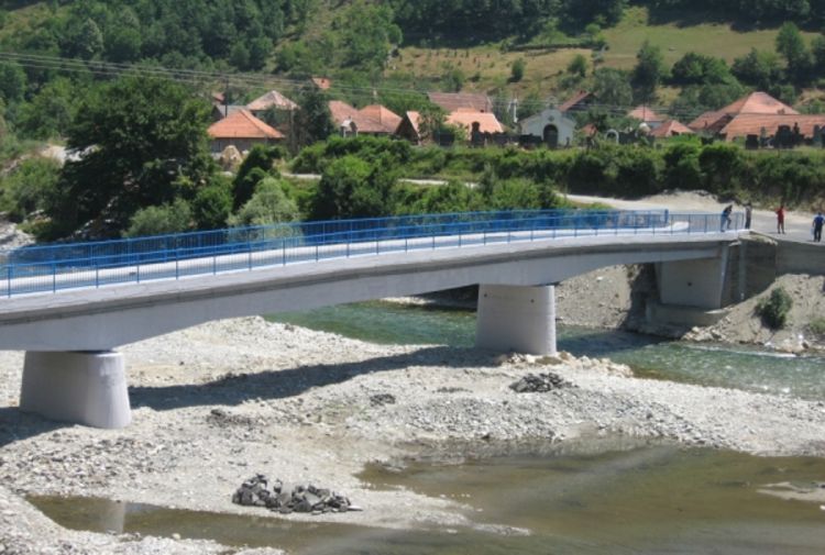 Četvoro mrtvih u porodičnoj svađi