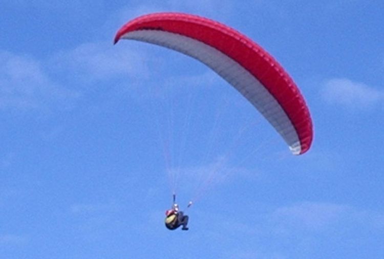 Paraglajderom uletio u nuklearnu centralu