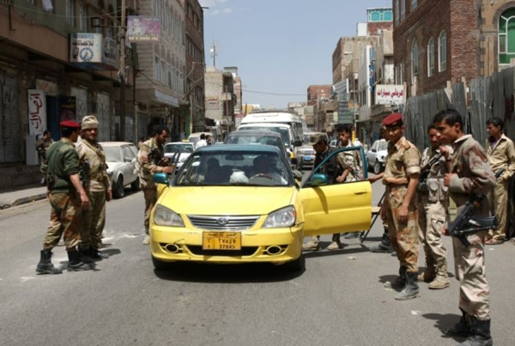 U napadu islamista ubijeno najmanje 32 vojnika u Jemenu