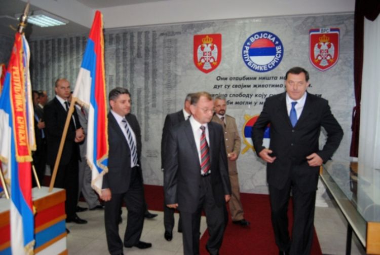 Dodik otvorio spomen sobu u  kasarni Kozara