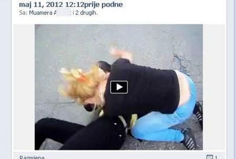 Mlade Zeničanke hit na internetu: Tučom rješavale ljubavne probleme
