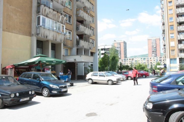 Sarajevo: Hrabri dječak štitio sestru od pljačkaša
