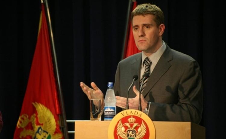 Lukšić odgovara na pitanja poslanika