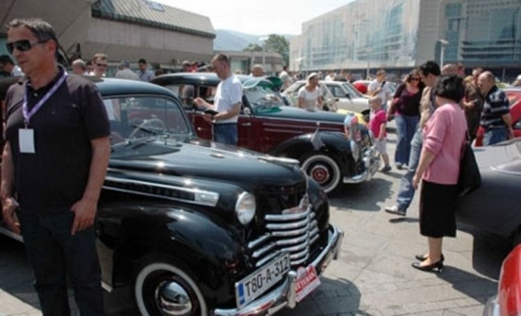 U Banjaluci izložba oldtajmera